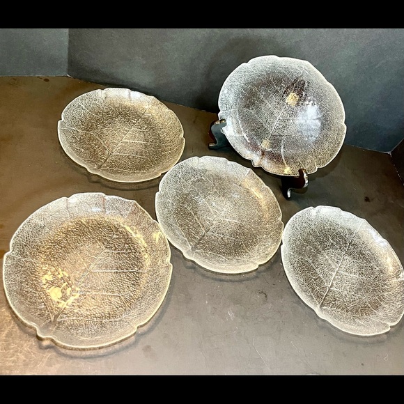 Arcoroc Dining Arcoroc France Plates Aspen Luncheon Salad Dessert Clear Glass Cabbage Leaf 5 Poshmark